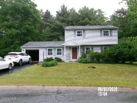 9 Cook Circle Gansevoort NY 12831