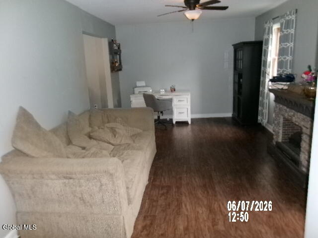 9 Cook Circle Gansevoort NY 12831