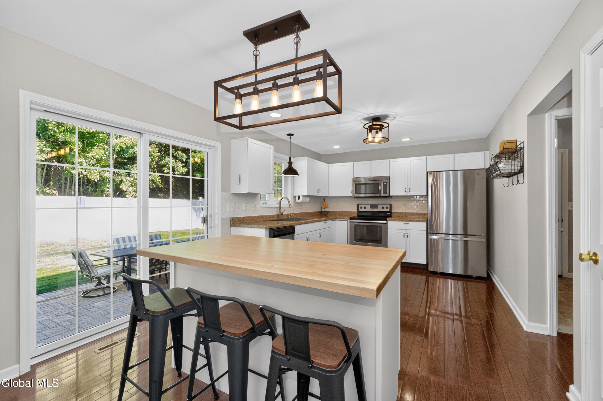 38 Kelly Lane Halfmoon NY 12065
