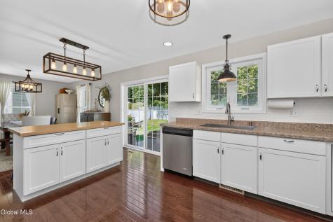 38 Kelly Lane Halfmoon NY 12065