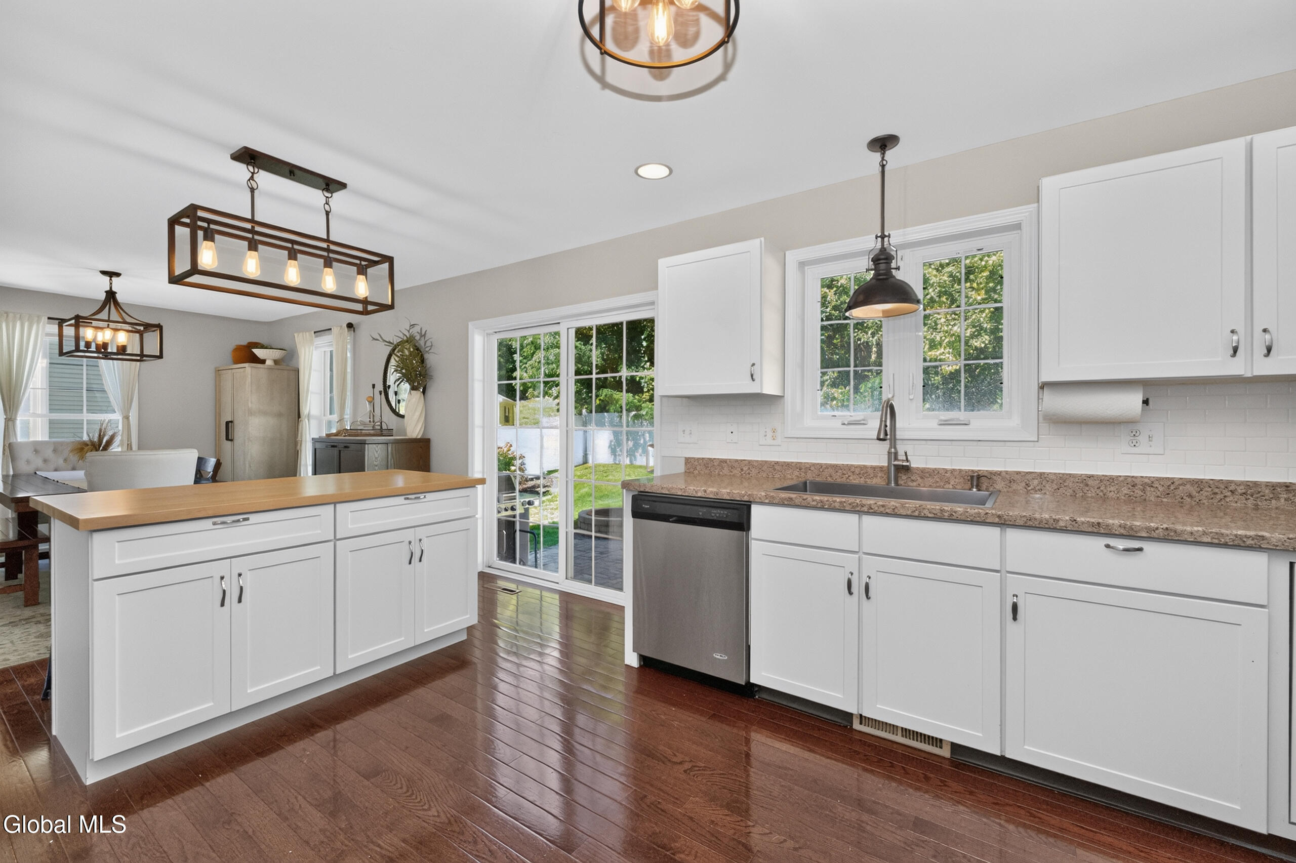 38 Kelly Lane Halfmoon NY 12065