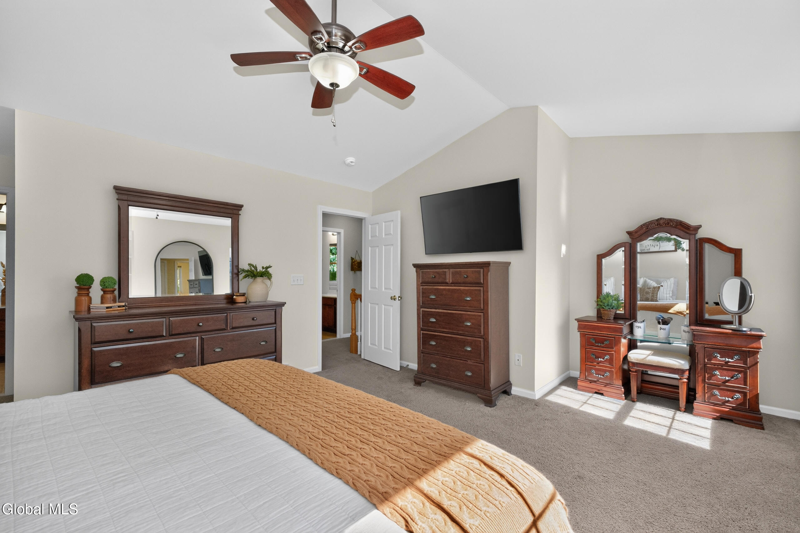 38 Kelly Lane Halfmoon NY 12065