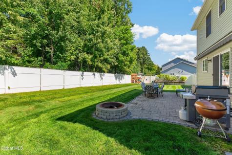 38 Kelly Lane Halfmoon NY 12065