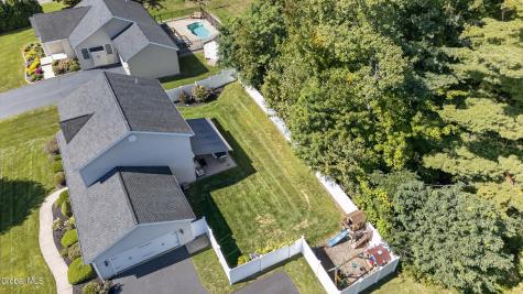38 Kelly Lane Halfmoon NY 12065