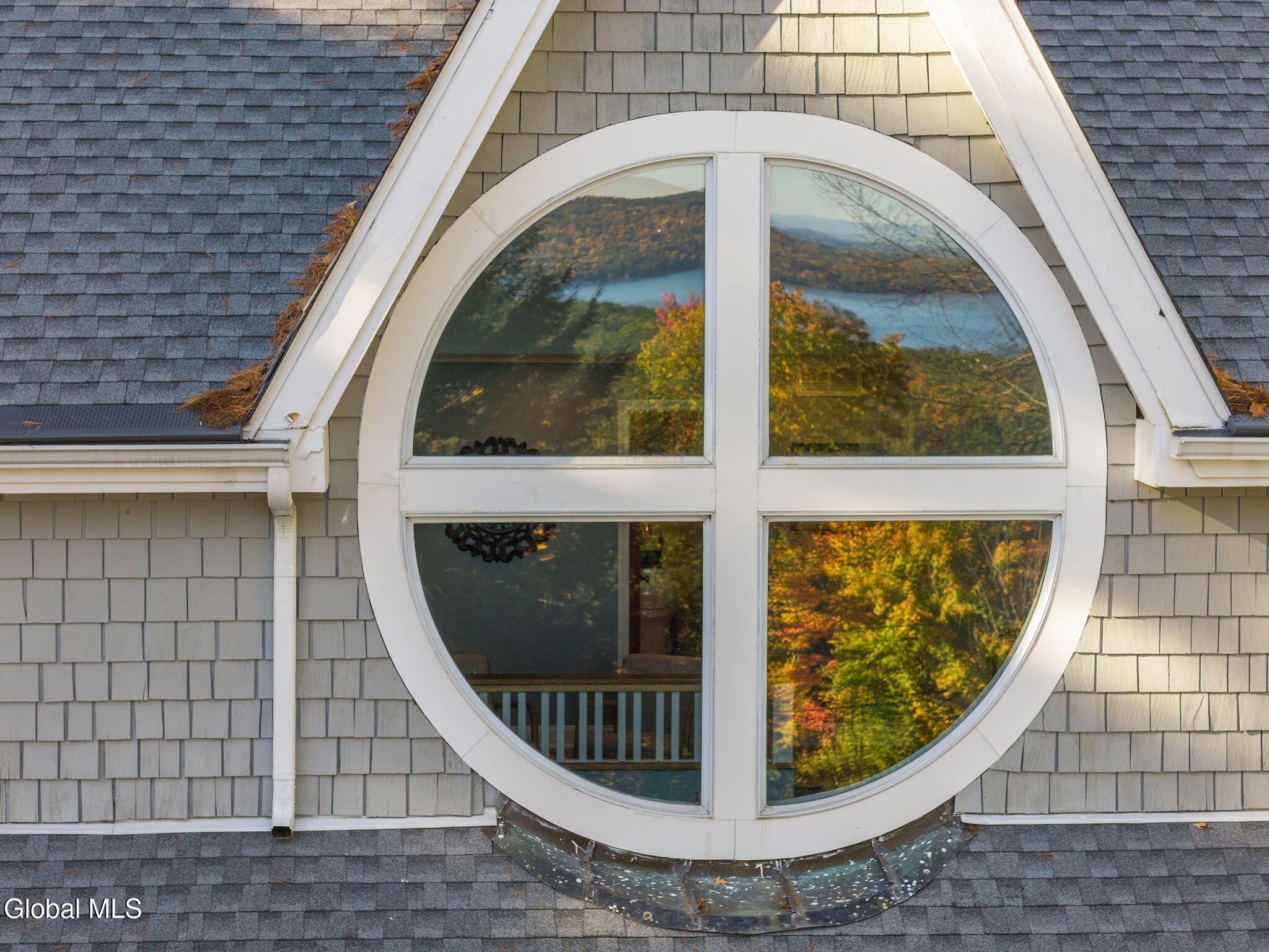 47 Olde Coach Road Diamond Point NY 12824