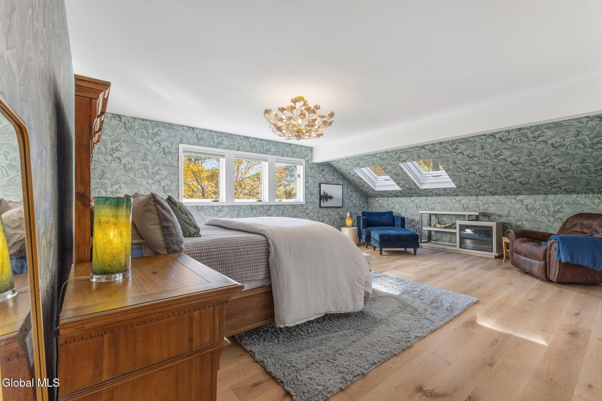 47 Olde Coach Road Diamond Point NY 12824