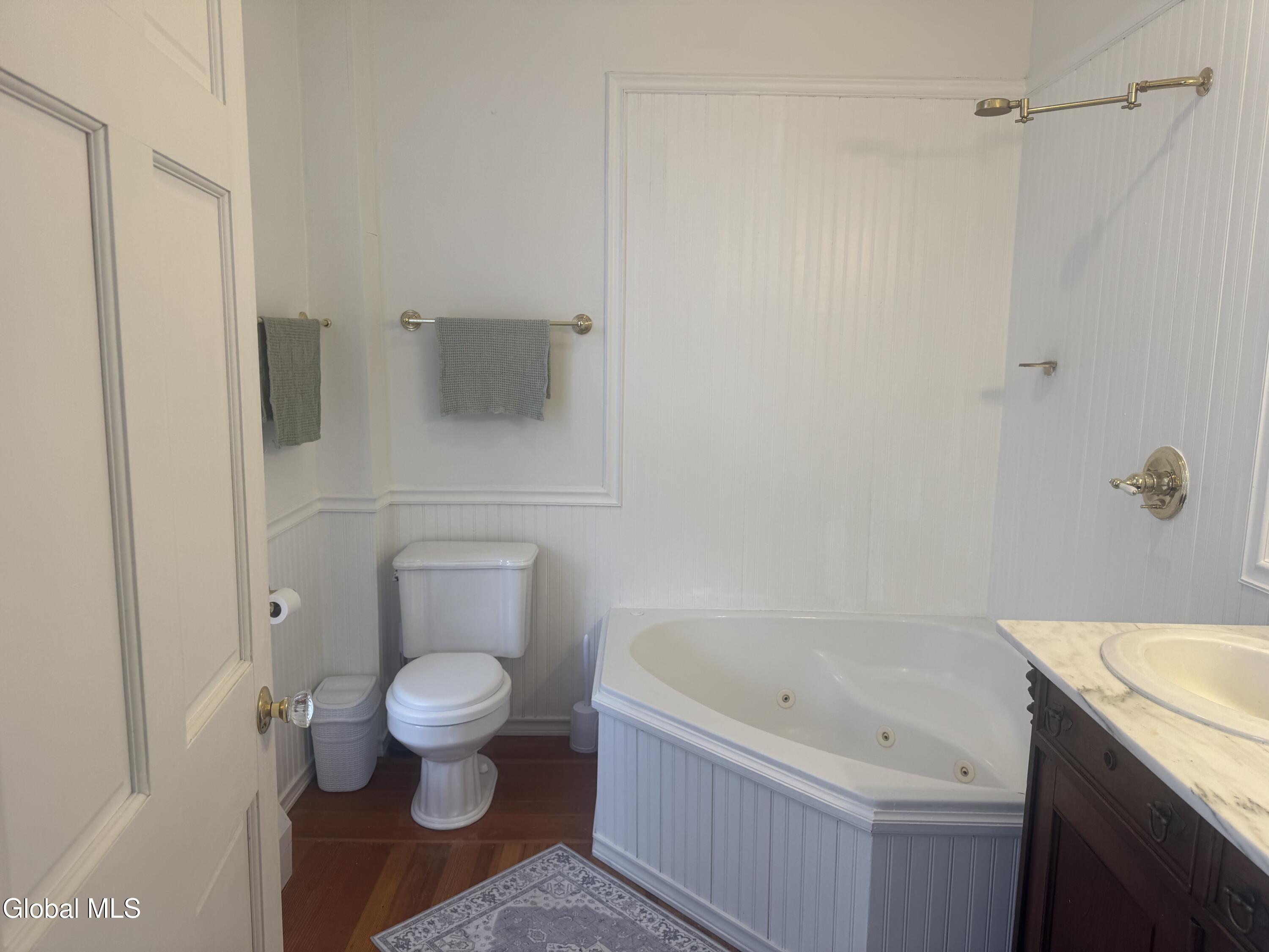 146 Regent Street Saratoga Springs NY 12866