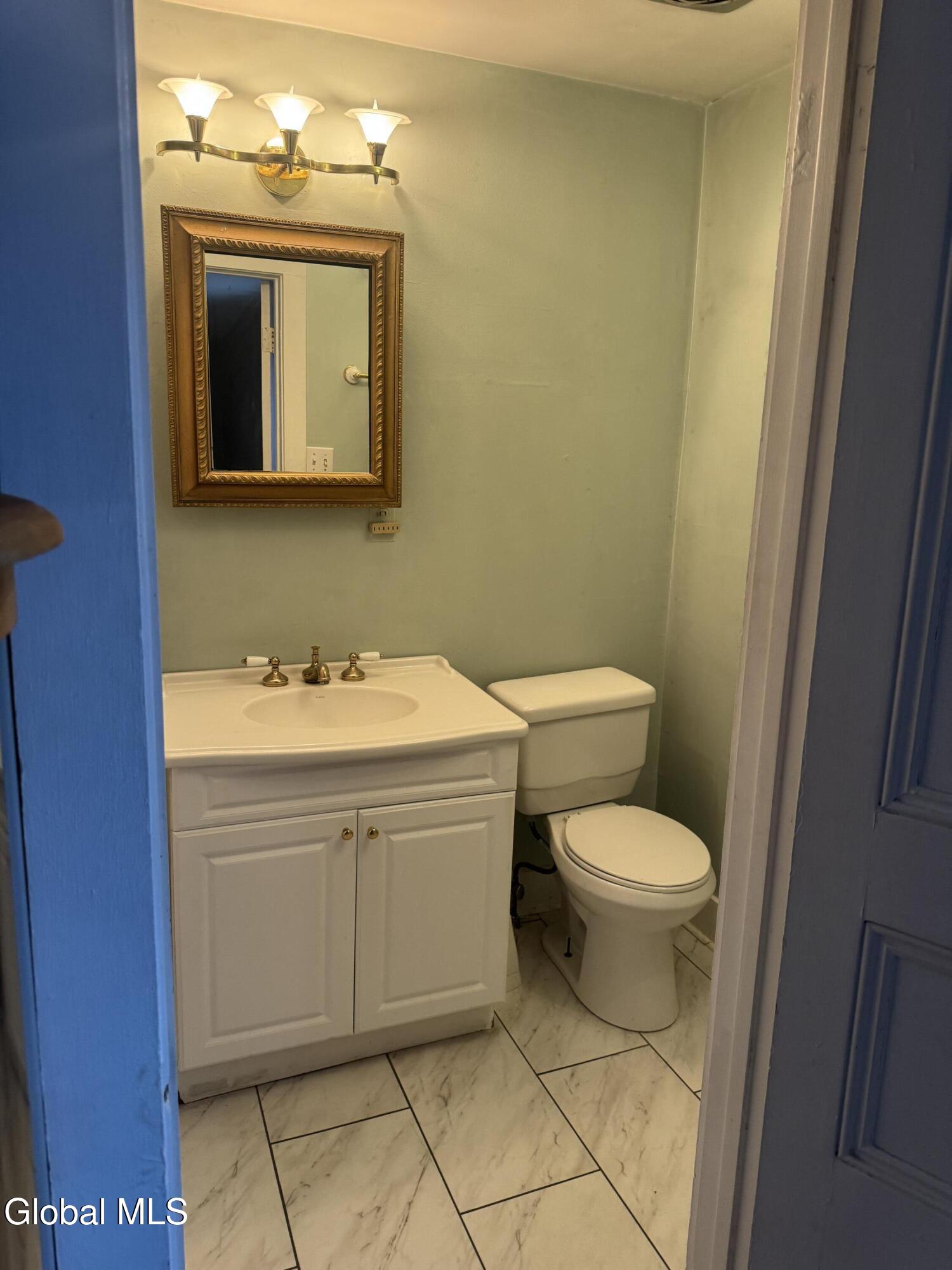 146 Regent Street Saratoga Springs NY 12866