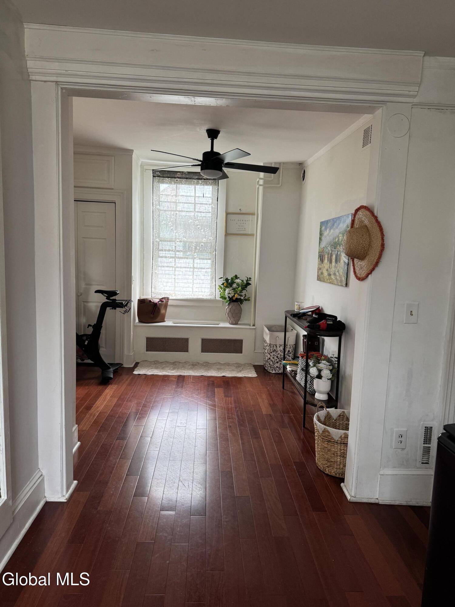 146 Regent Street Saratoga Springs NY 12866