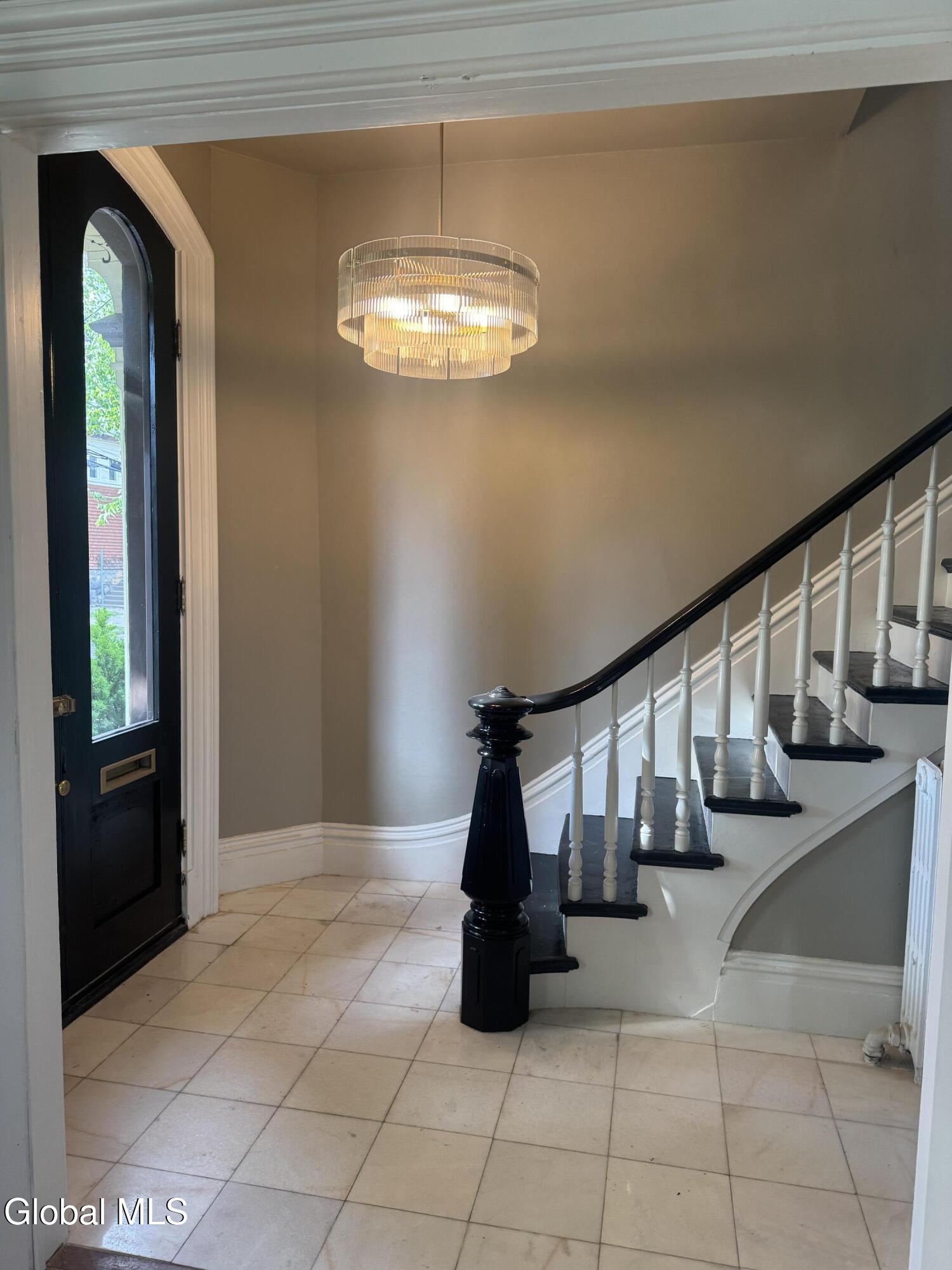 146 Regent Street Saratoga Springs NY 12866