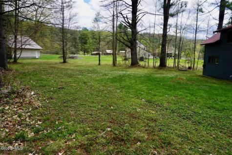 958 Ny-30 Wells NY 12190