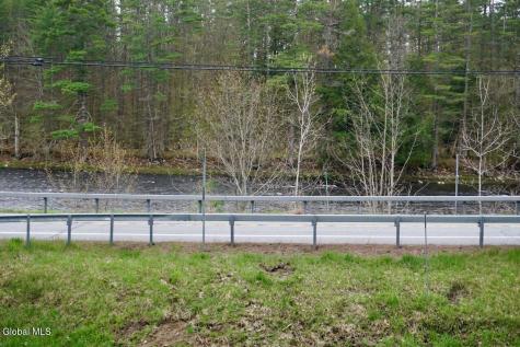 958 Ny-30 Wells NY 12190