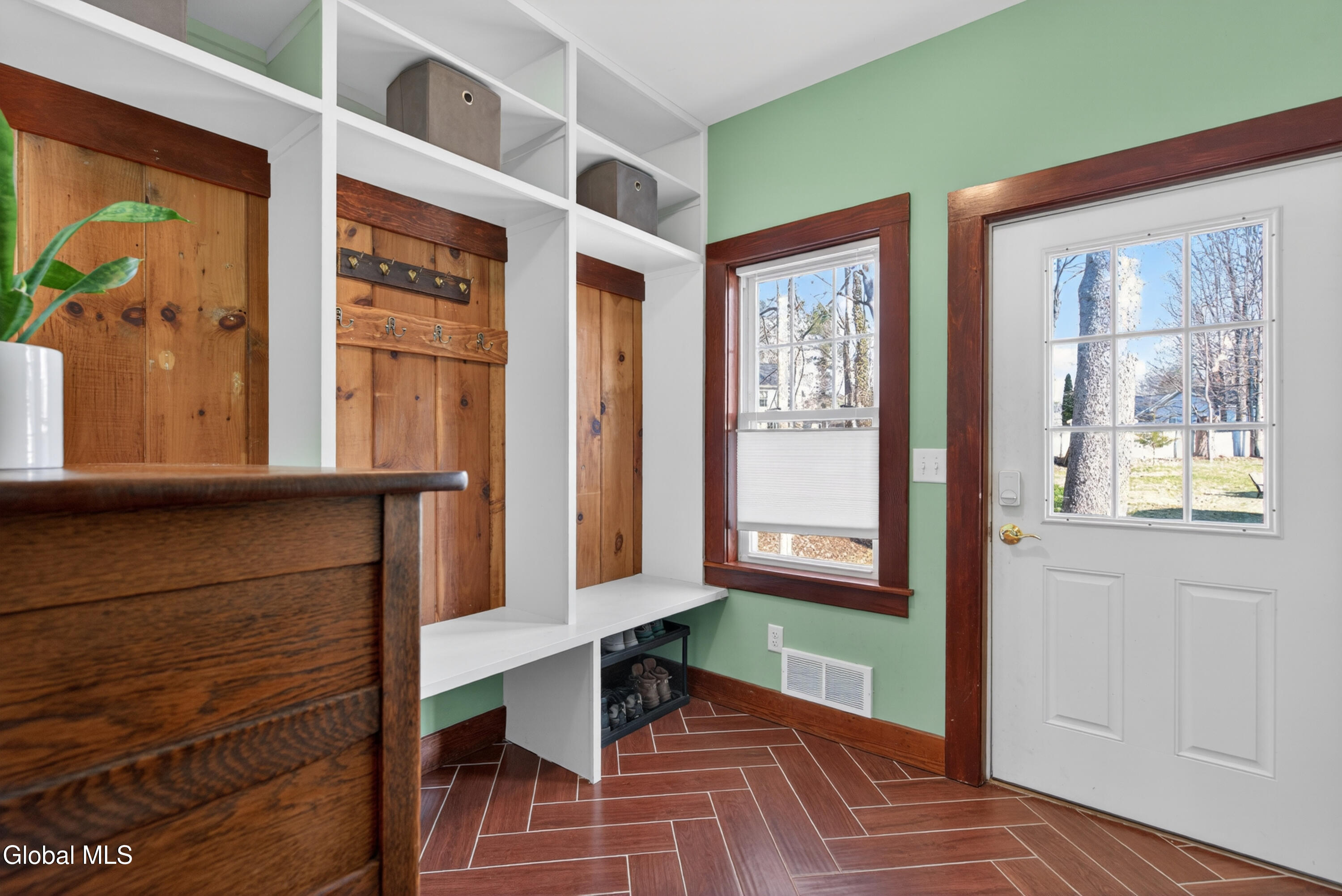 4 Avenue A Saratoga Springs NY 12866