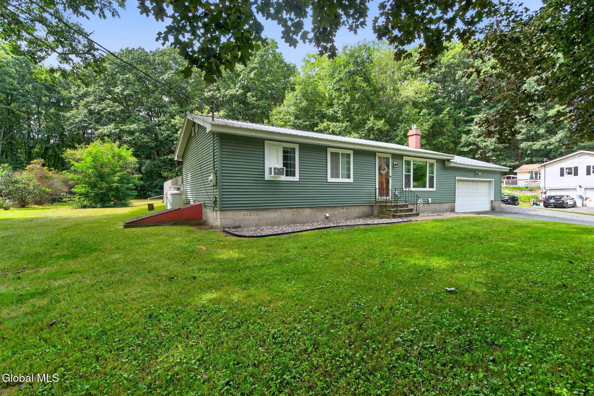 441 Johnson Ave Extension Gloversville NY 12078