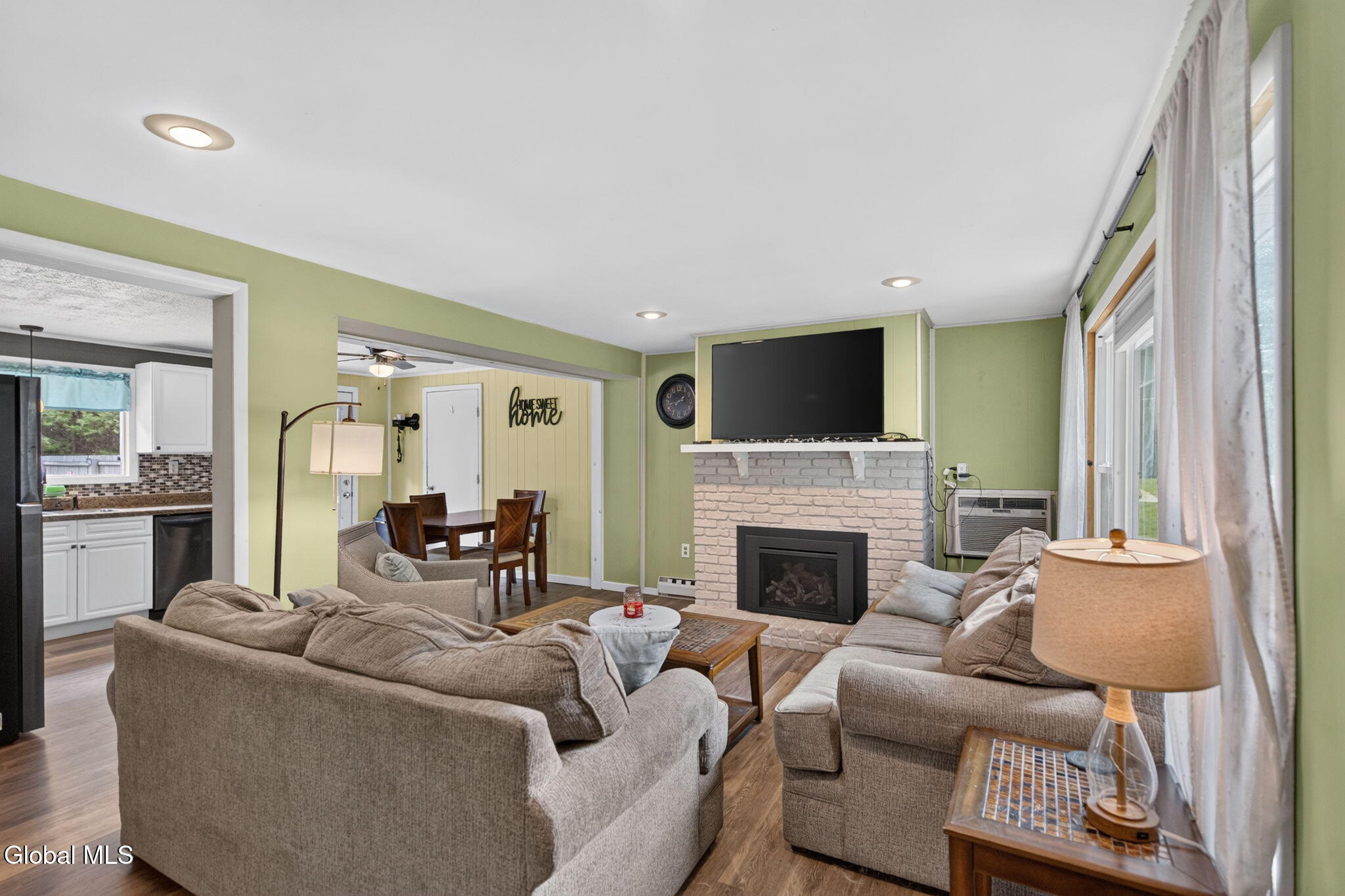 441 Johnson Ave Extension Gloversville NY 12078