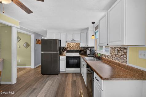 441 Johnson Ave Extension Gloversville NY 12078