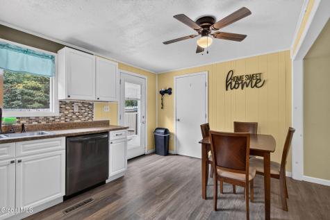 441 Johnson Ave Extension Gloversville NY 12078