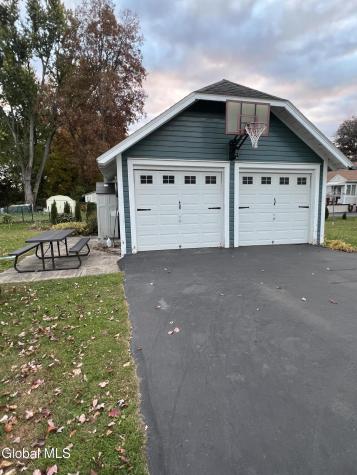 388 Saratoga Road Glenville NY 12302