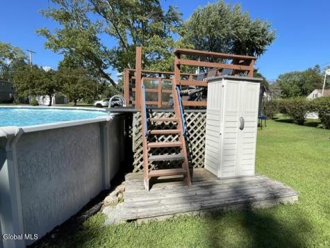 388 Saratoga Road Glenville NY 12302