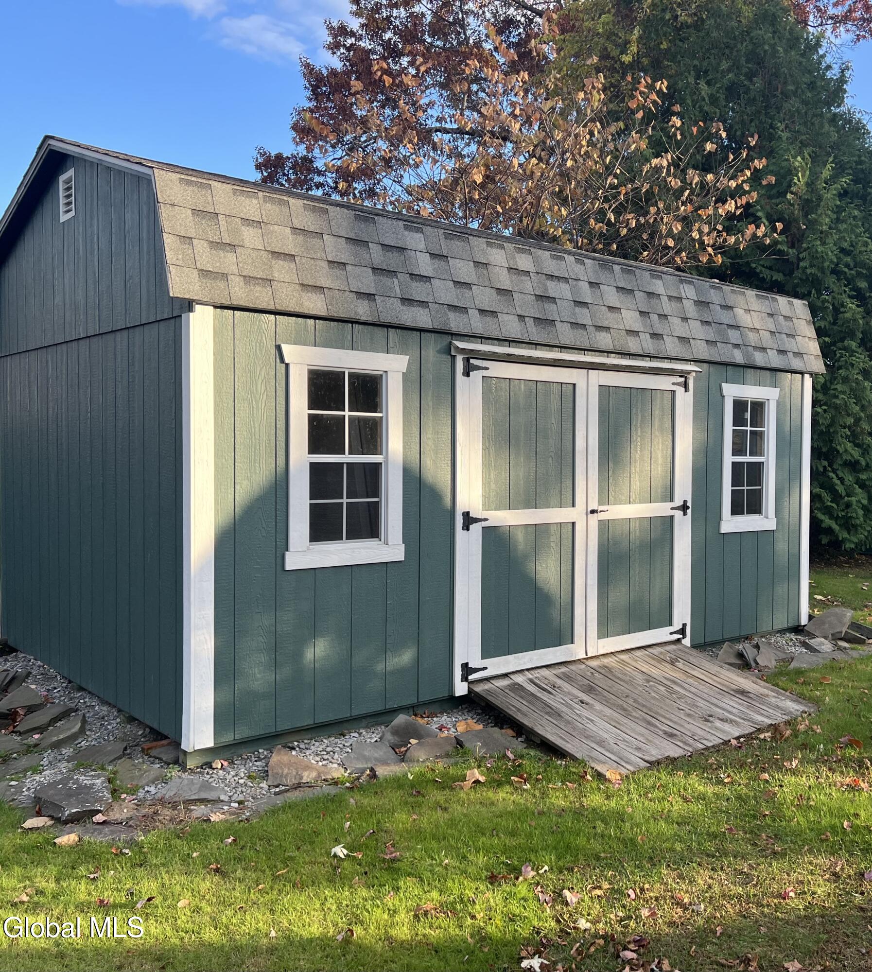 388 Saratoga Road Glenville NY 12302
