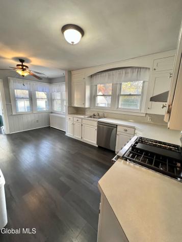 388 Saratoga Road Glenville NY 12302