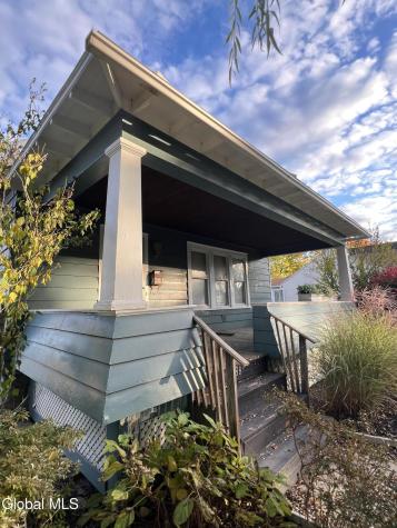 388 Saratoga Road Glenville NY 12302