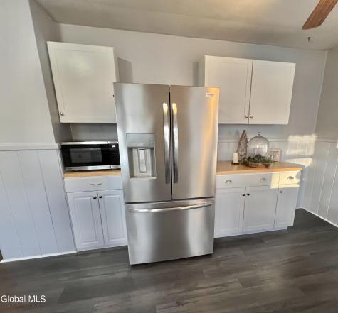 388 Saratoga Road Glenville NY 12302