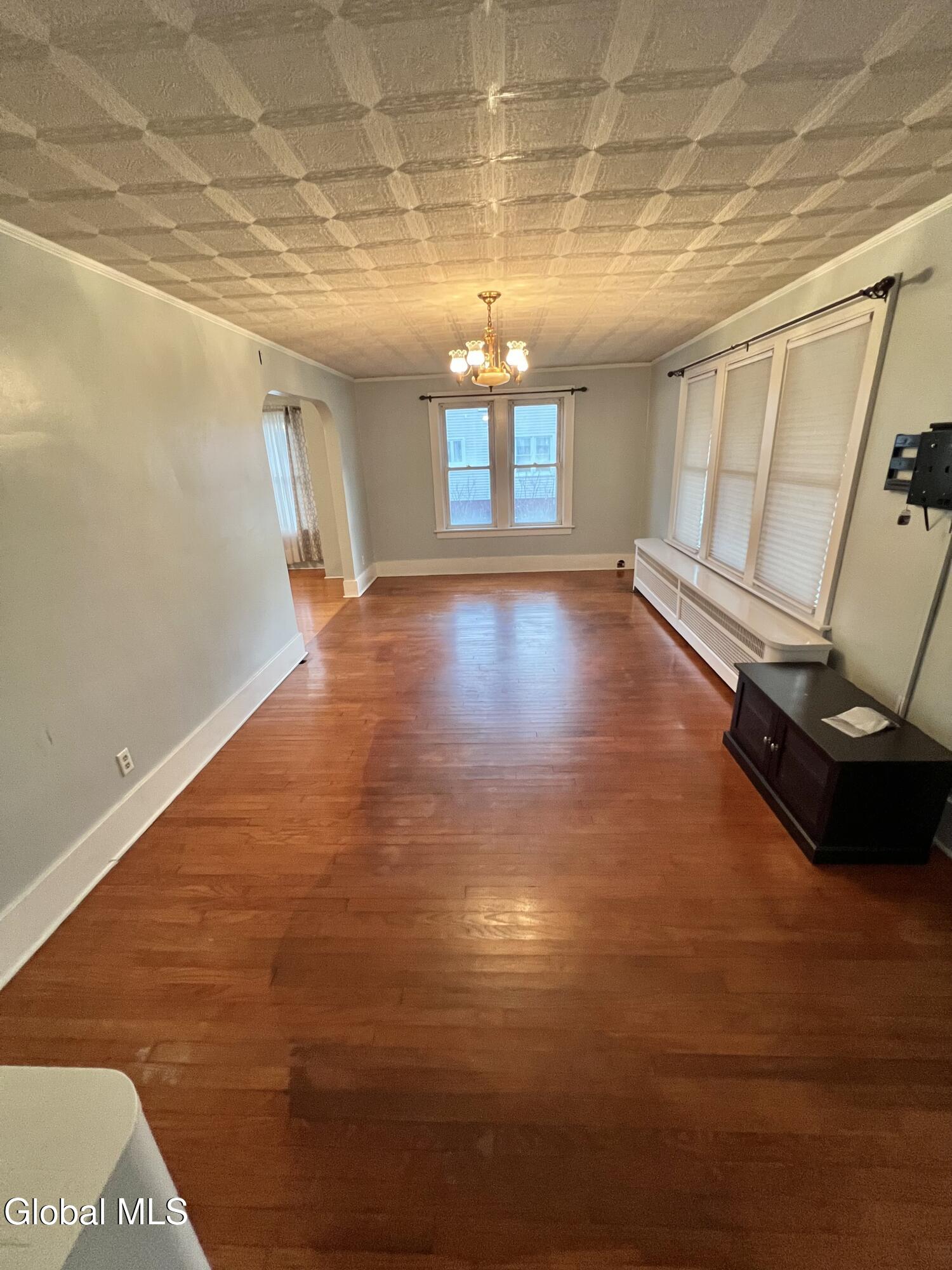 388 Saratoga Road Glenville NY 12302