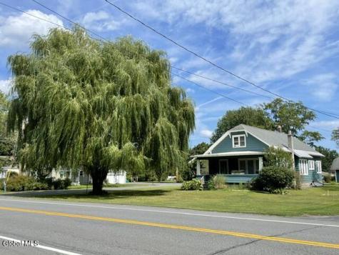 388 Saratoga Road Glenville NY 12302
