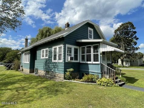 388 Saratoga Road Glenville NY 12302