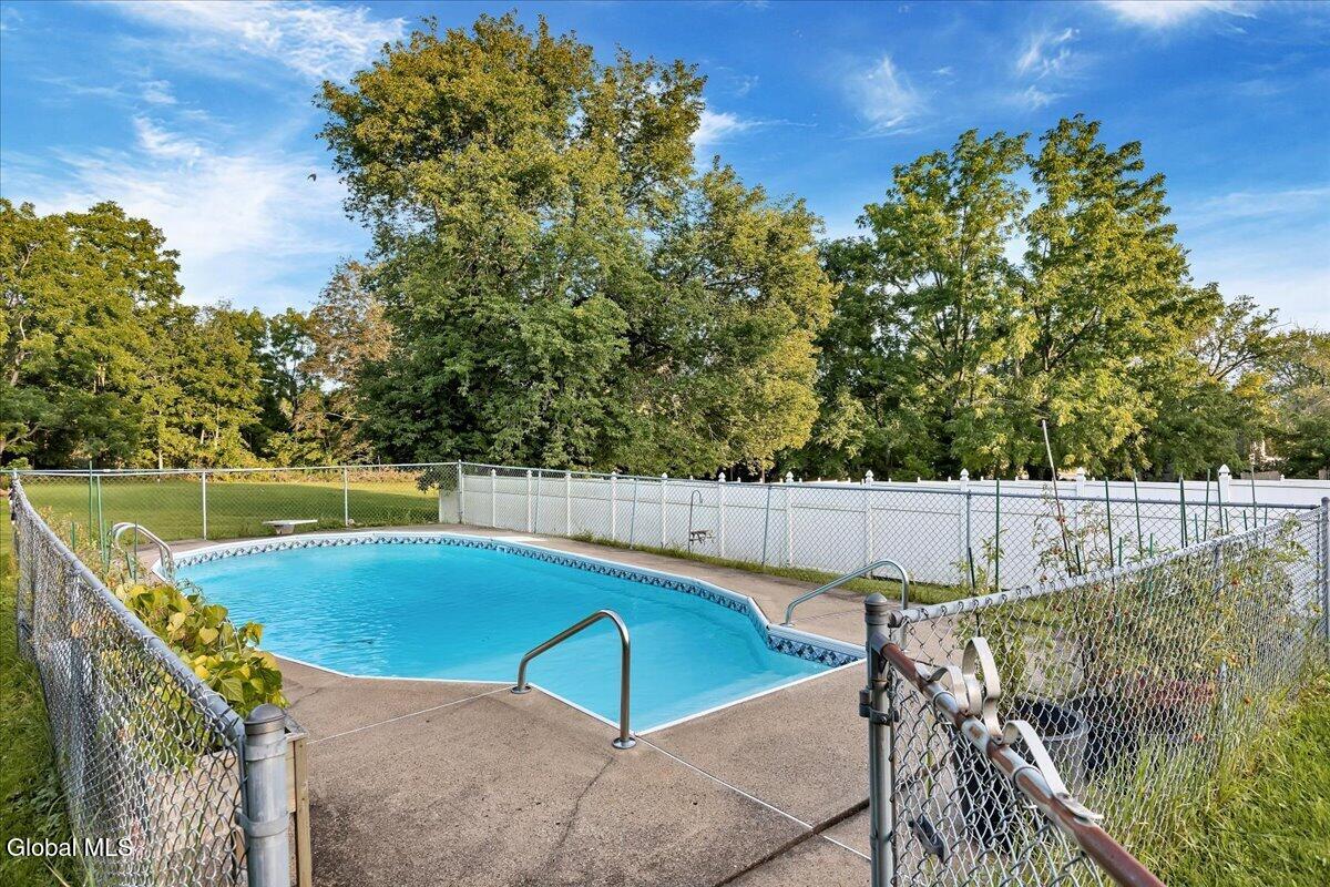 436 N Perry Street Johnstown NY 12095