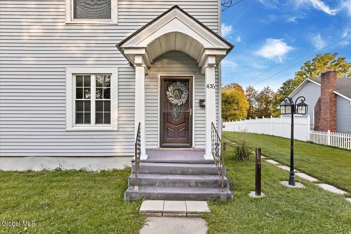 436 N Perry Street Johnstown NY 12095