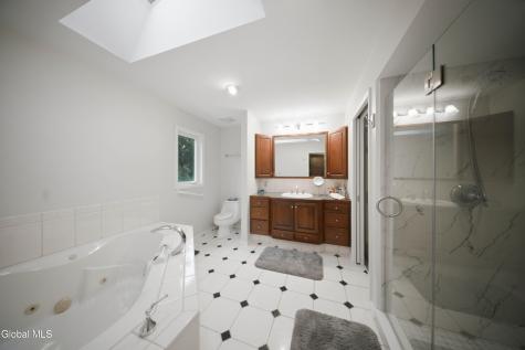 28 Marconi Drive Latham NY 12110