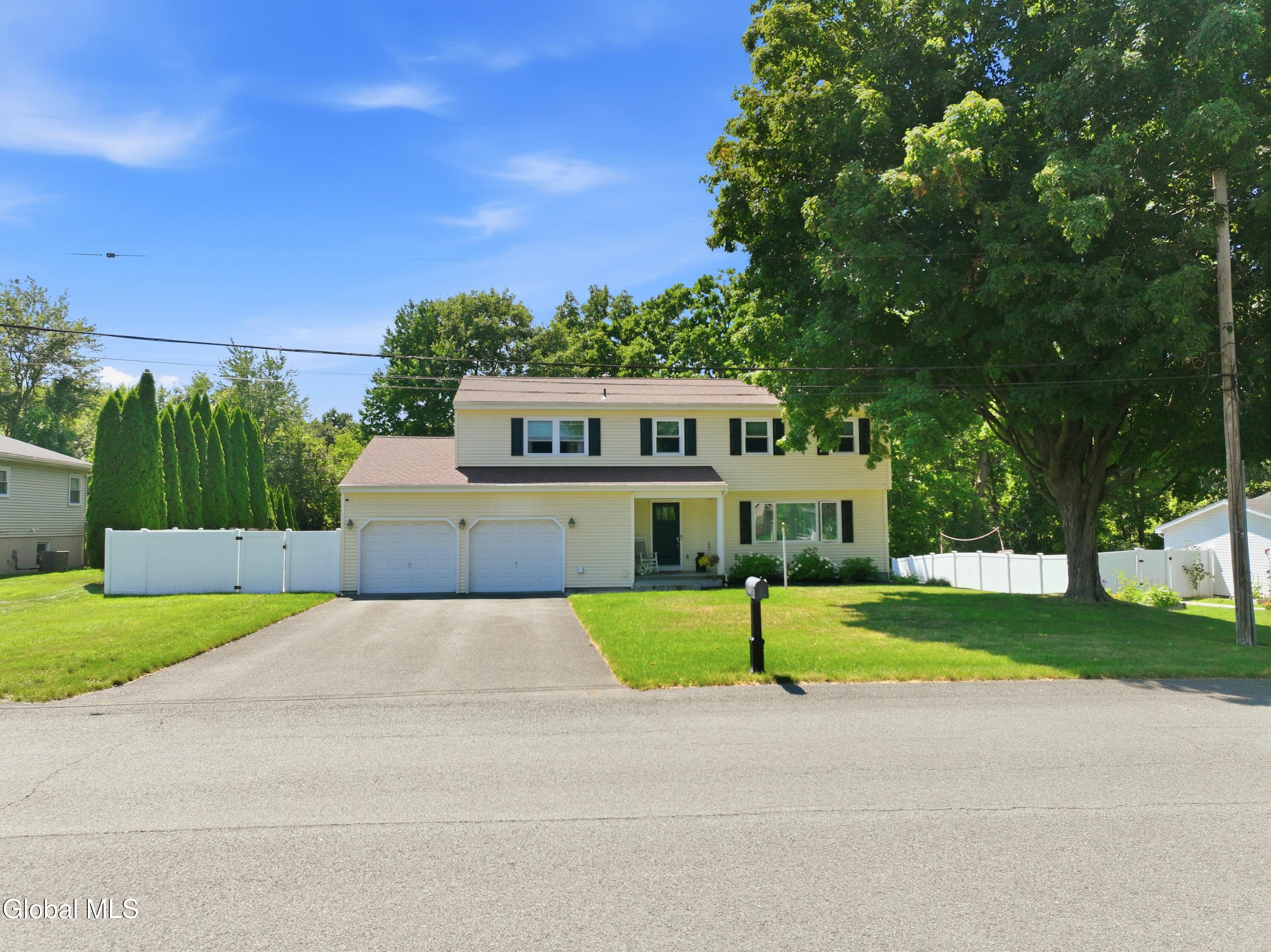 28 Marconi Drive Latham NY 12110