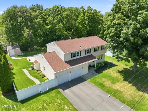 28 Marconi Drive Latham NY 12110