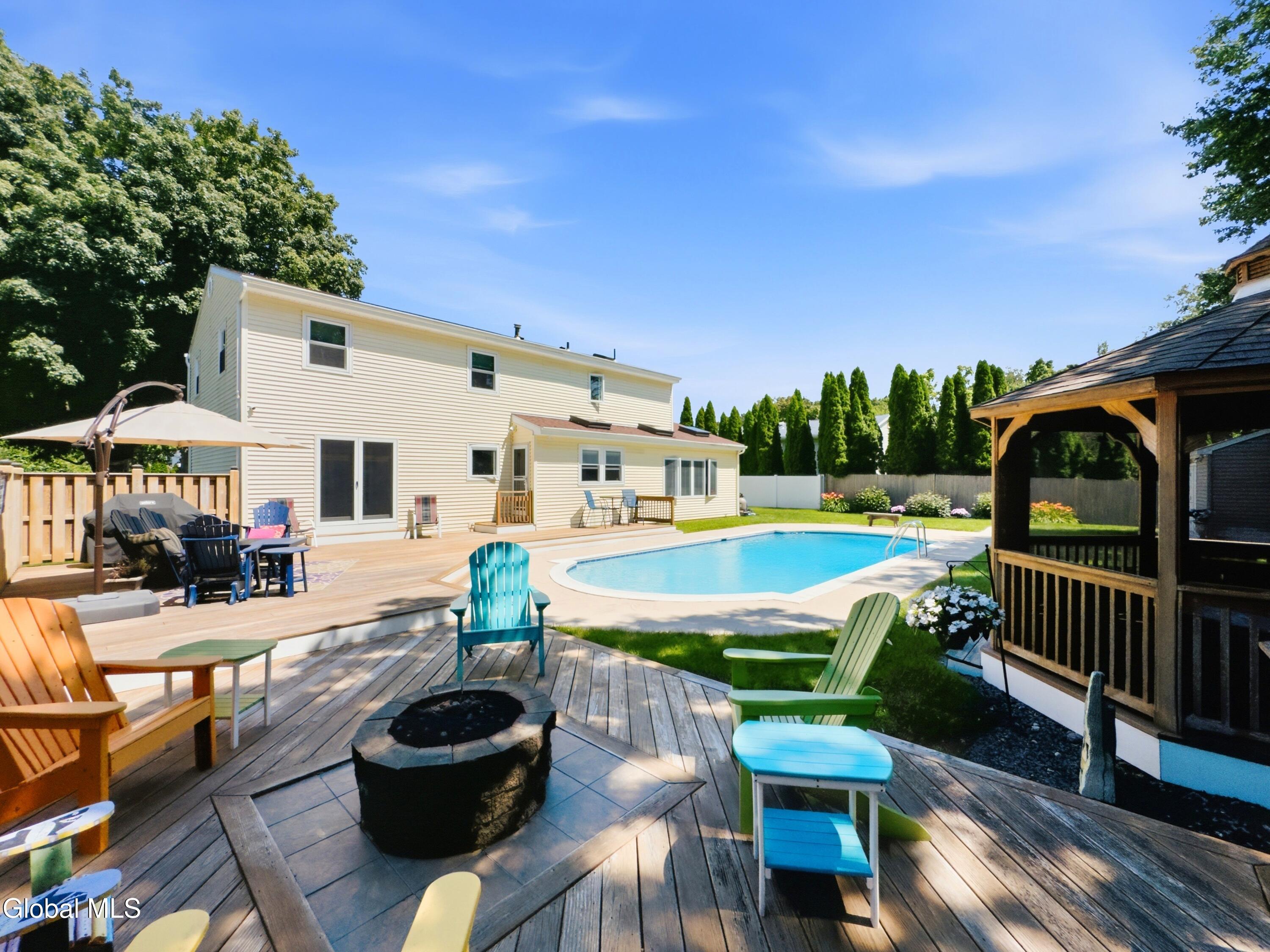 28 Marconi Drive Latham NY 12110