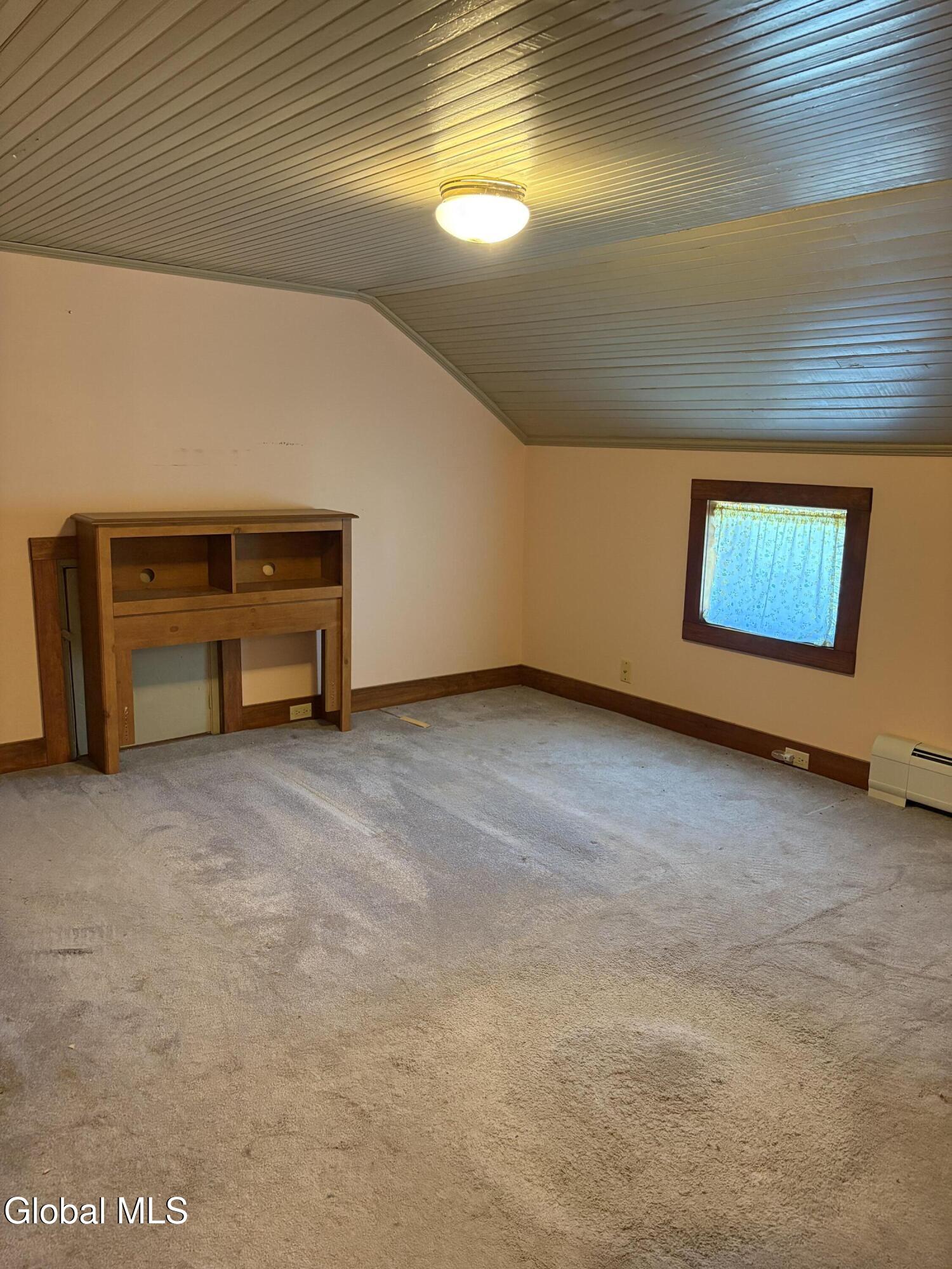 142 Mcewan Road Canajoharie NY 13317