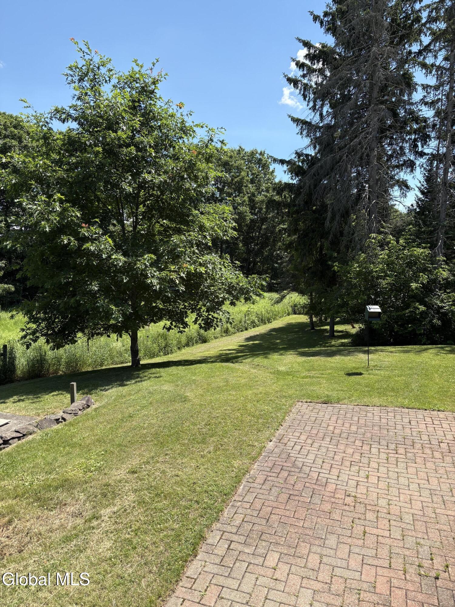 142 Mcewan Road Canajoharie NY 13317