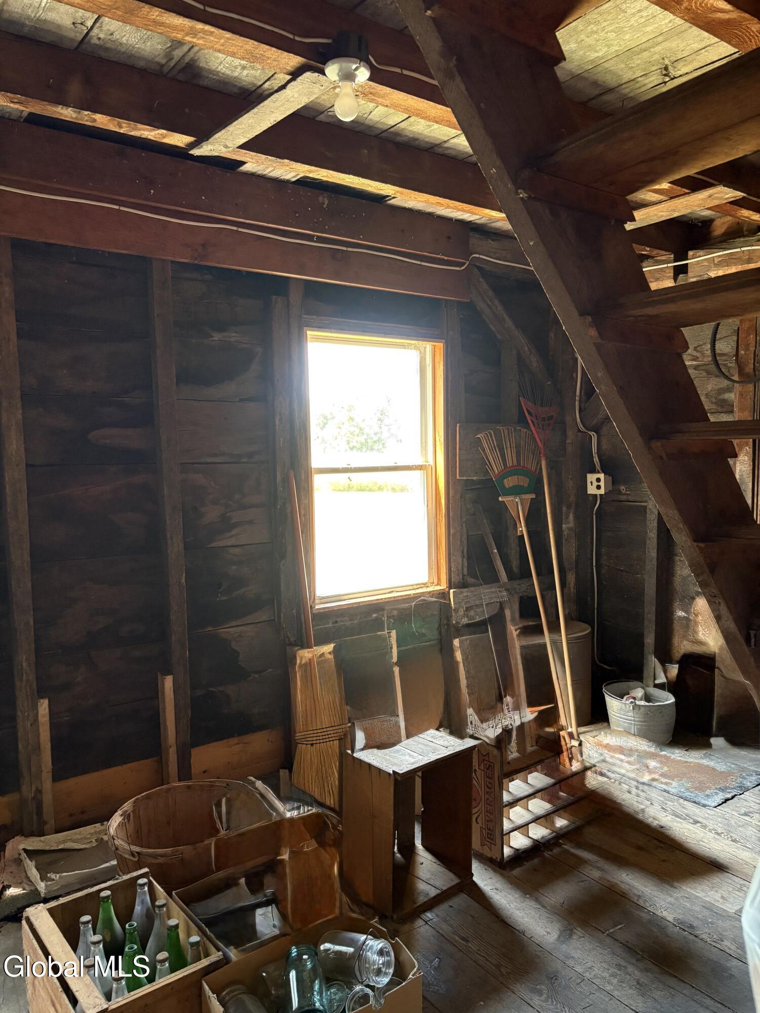 142 Mcewan Road Canajoharie NY 13317