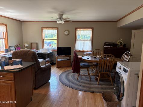 142 Mcewan Road Canajoharie NY 13317