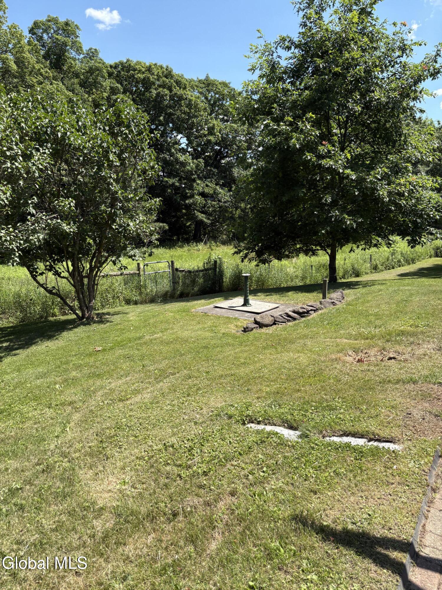 142 Mcewan Road Canajoharie NY 13317