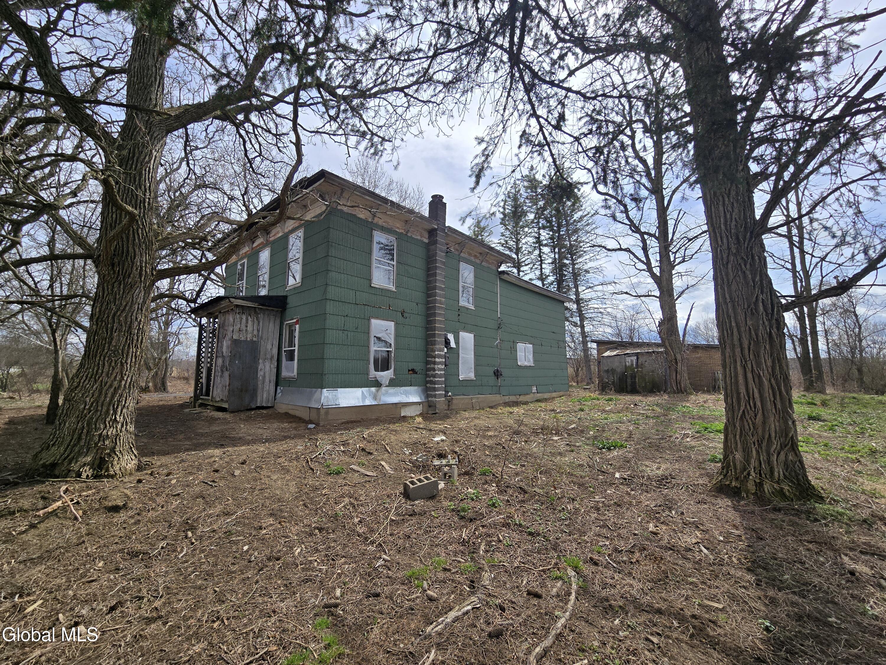 682 Darrow Road Sprakers NY 12166