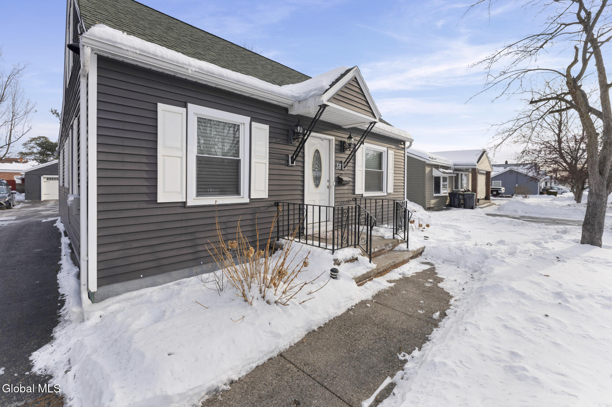 38 Rotterdam Street Rotterdam NY 12306