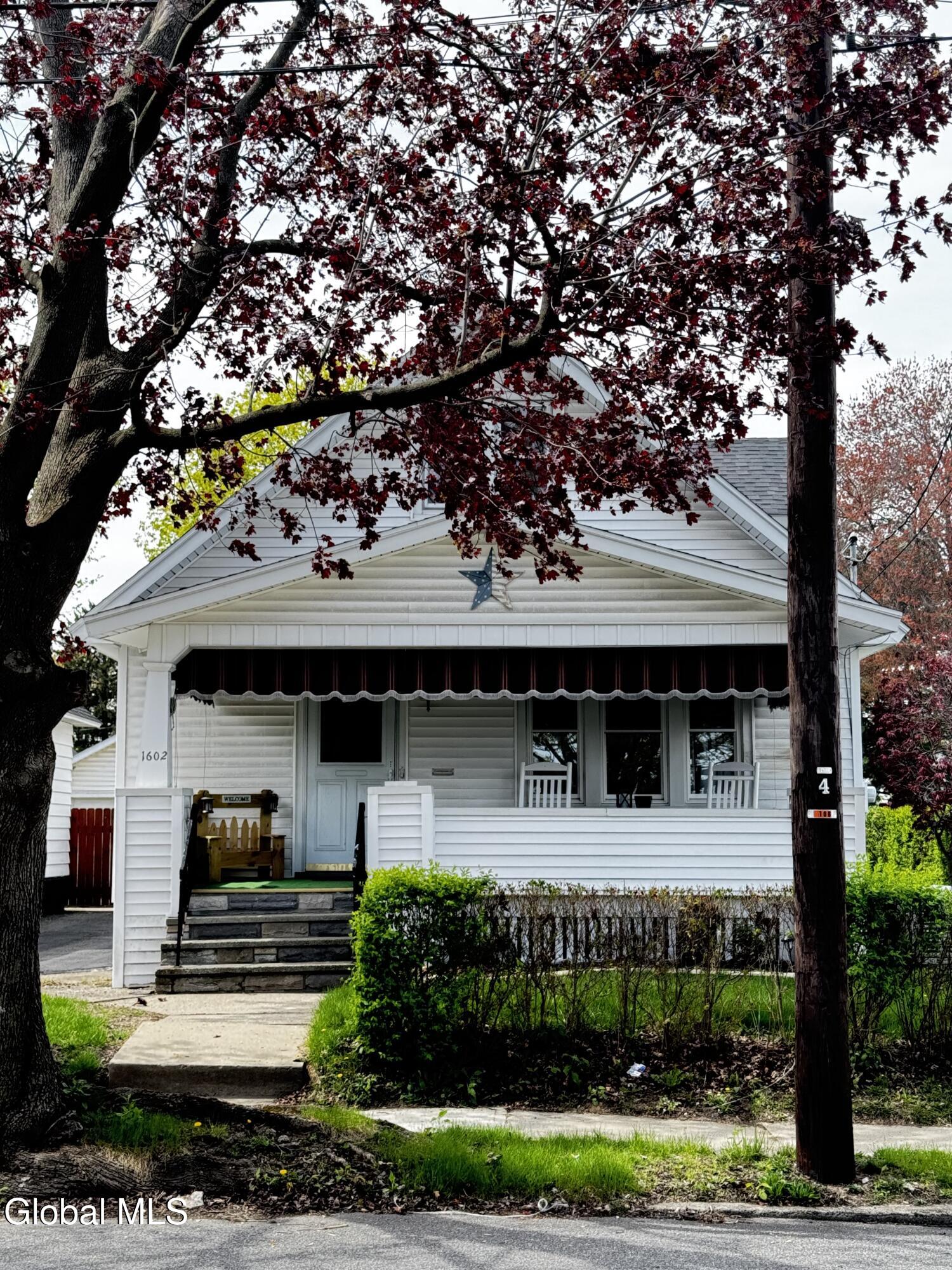 1602 Hawthorne Street Schenectady NY 12303