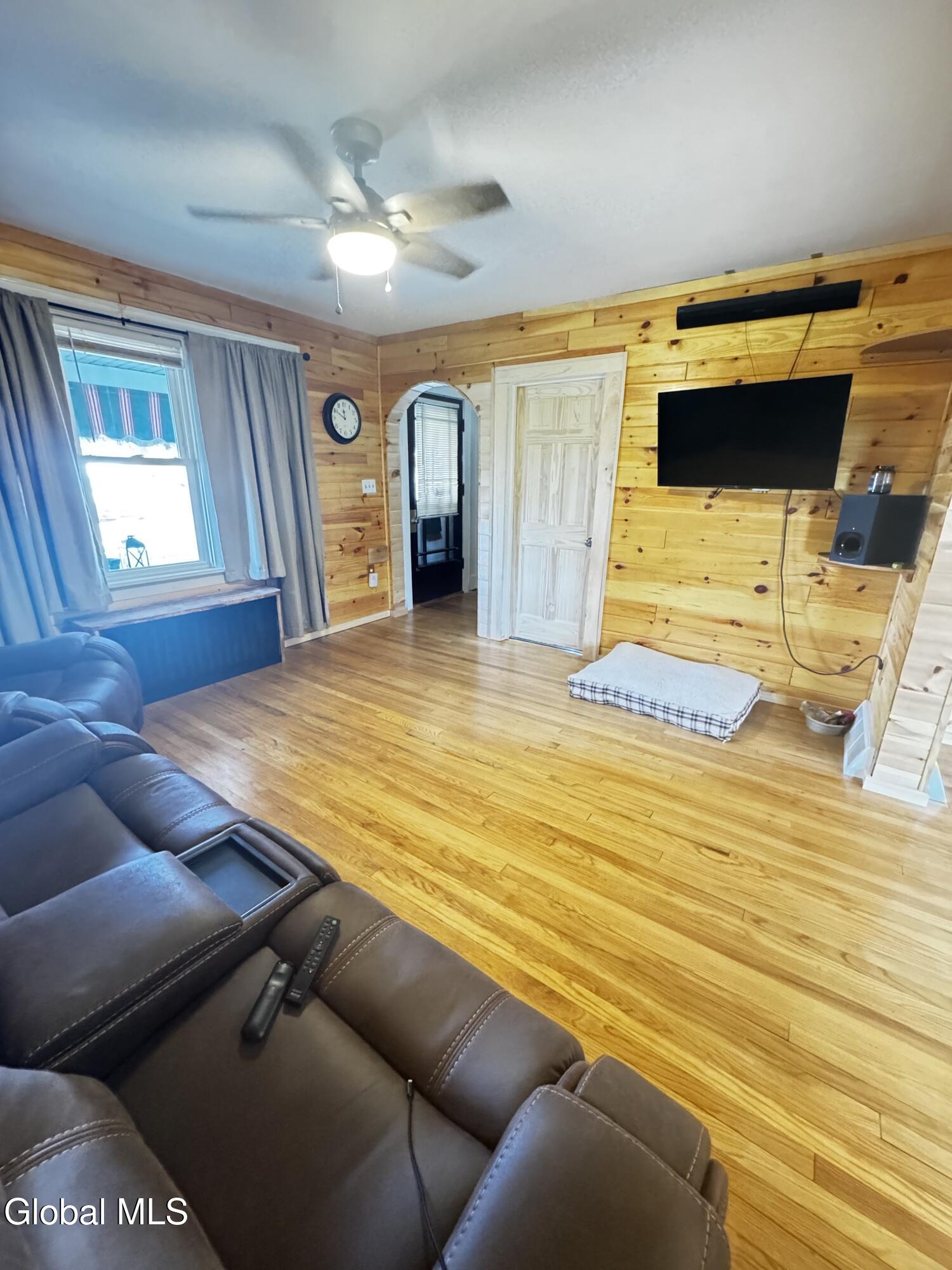 1602 Hawthorne Street Schenectady NY 12303