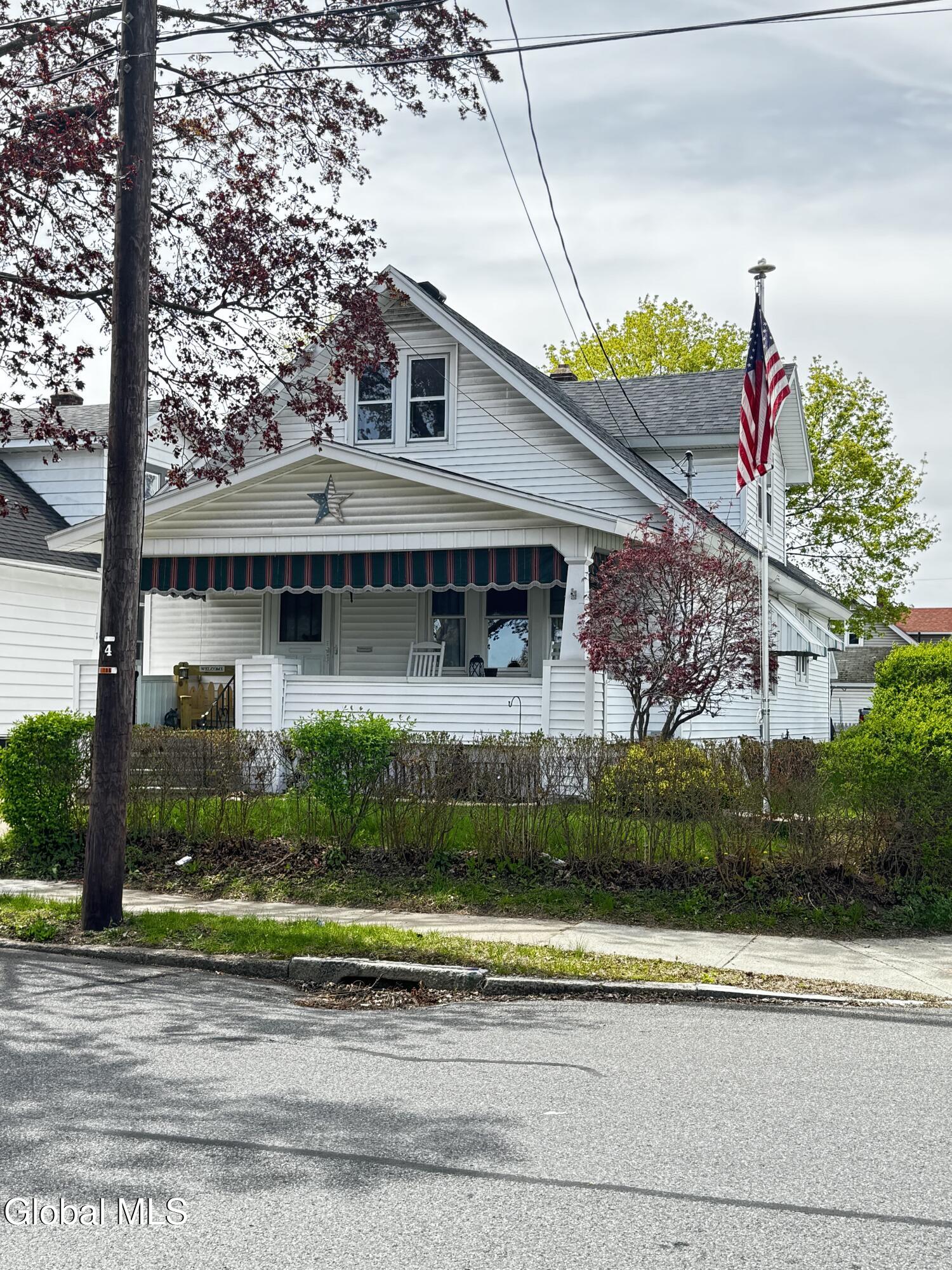 1602 Hawthorne Street Schenectady NY 12303
