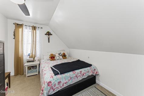 413 E Campbell Road Extension Schenectady NY 12303