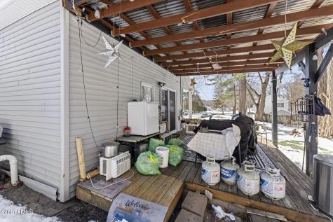 413 E Campbell Road Extension Schenectady NY 12303