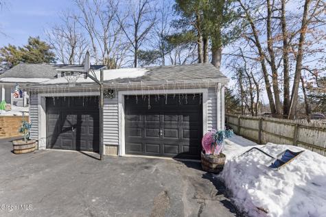 413 E Campbell Road Extension Schenectady NY 12303