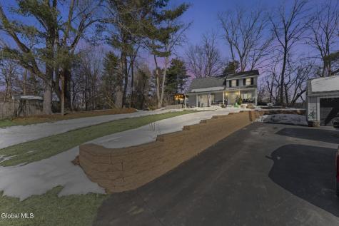 413 E Campbell Road Extension Schenectady NY 12303